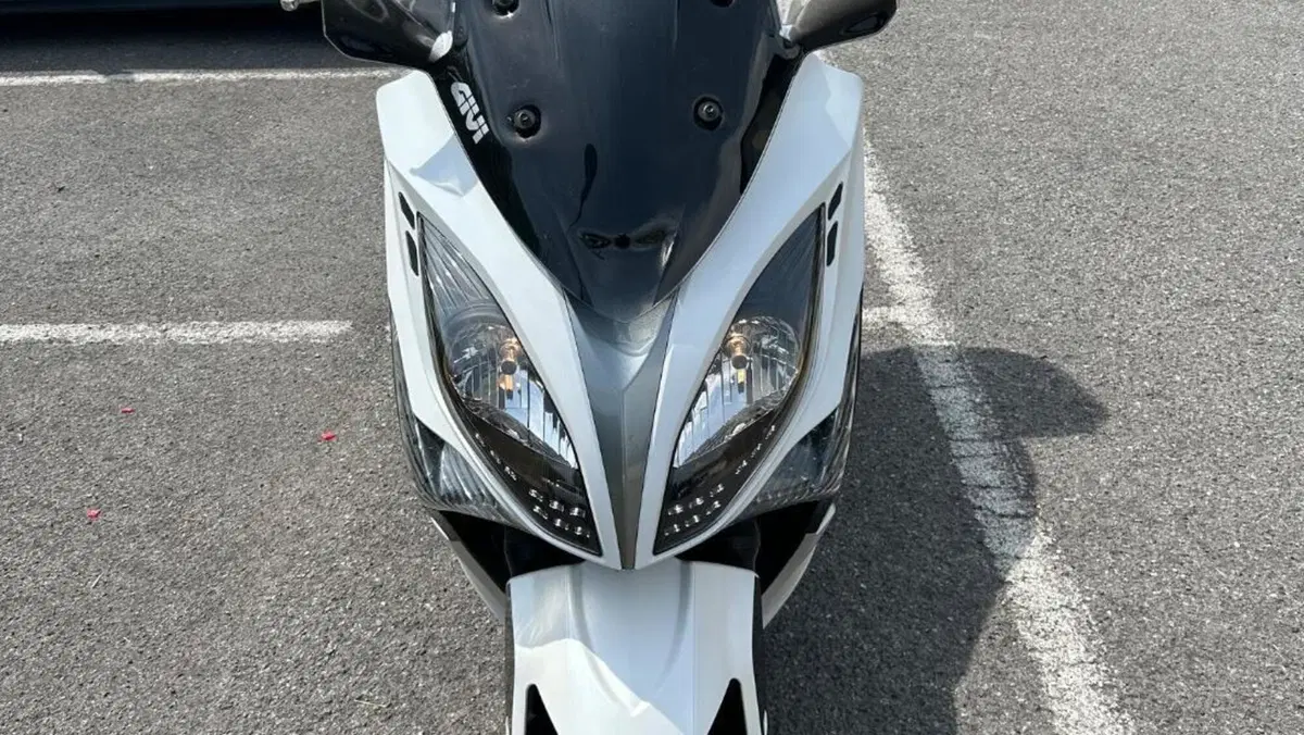 Kymco Xciting 400i ABS (2016 - 20)  (4)
