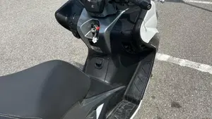 Kymco Xciting 400i ABS (2016 - 20)  (7)