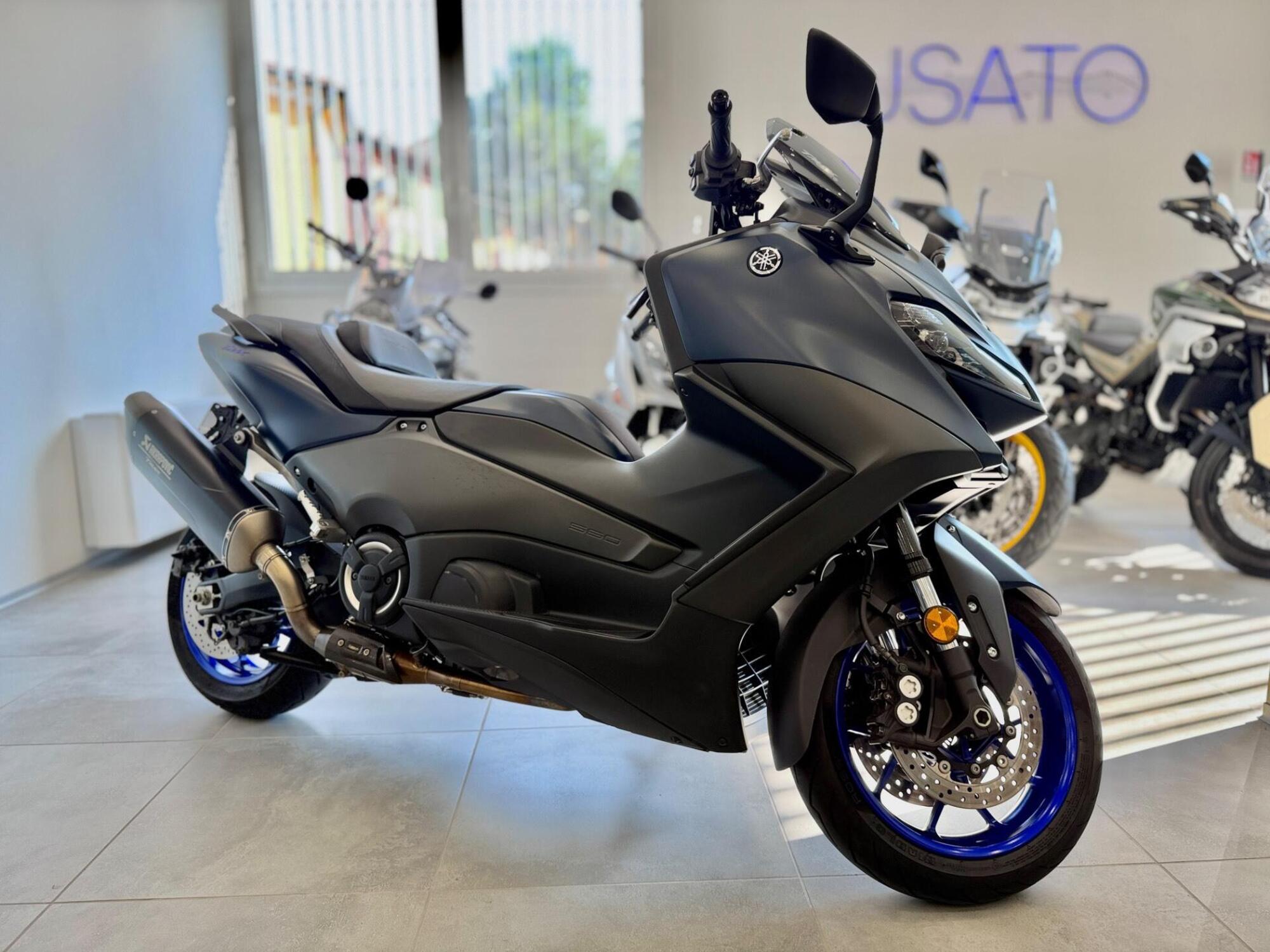 Yamaha T-Max 560 (2022 - 24)