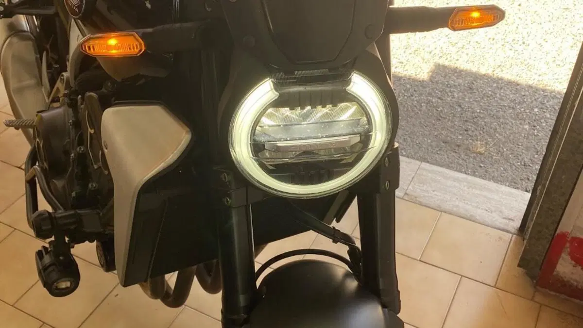 Honda CB 1000 R Black Edition (2021 - 25)  (7)