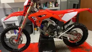 Honda CRF 300RX Enduro Special (2024)  (4)