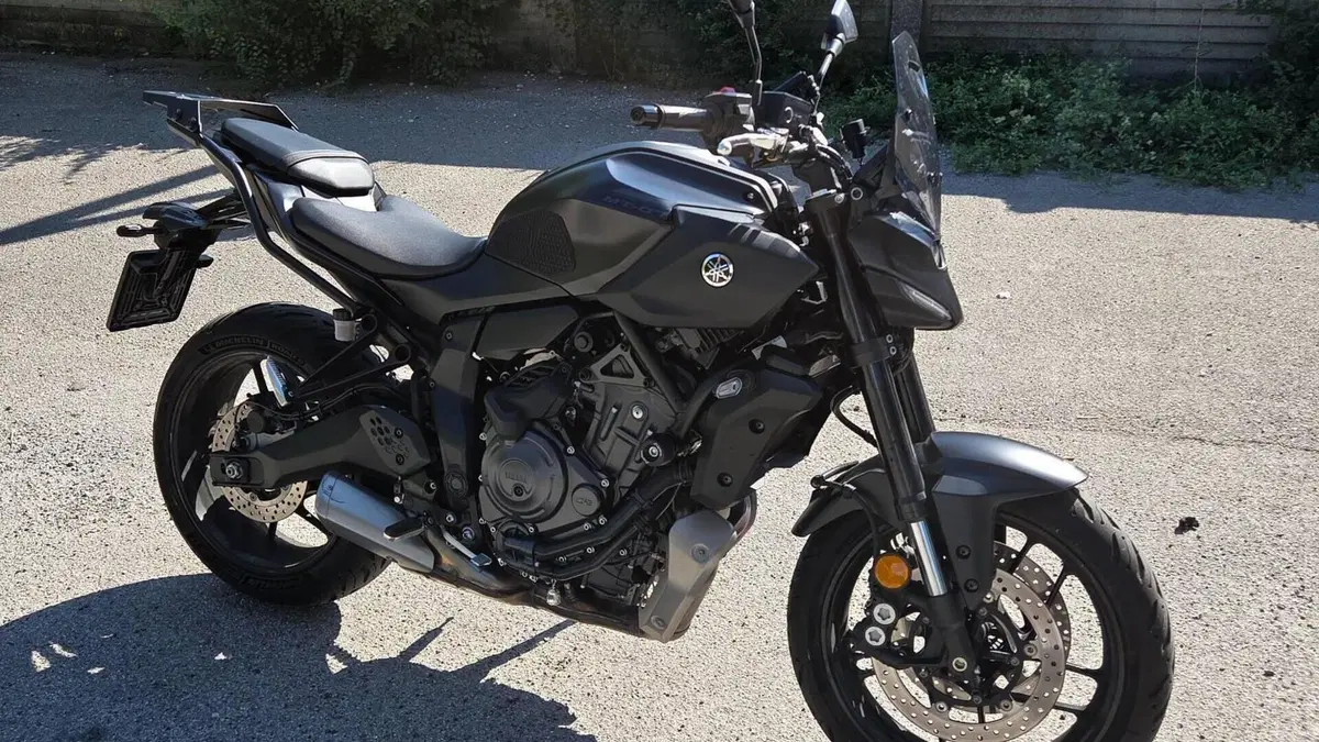 Yamaha MT-07 Y-AMT (2025 - 26)  (7)