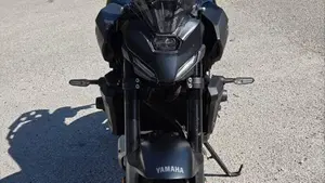 Yamaha MT-07 Y-AMT (2025 - 26)  (9)