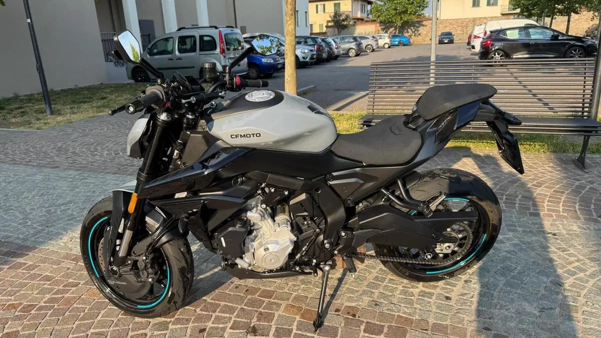 CFMOTO 675NK (2025 - 26)  (4)