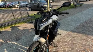 CFMOTO 675NK (2025 - 26)  (5)