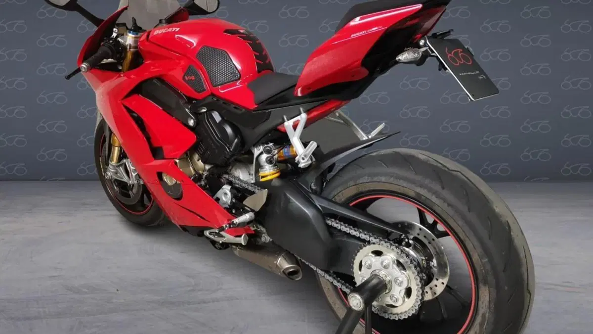 Ducati Panigale V4 S 1100 (2018 - 19)  (4)