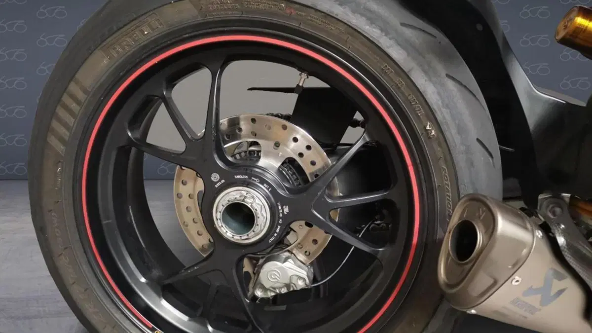 Ducati Panigale V4 S 1100 (2018 - 19)  (7)