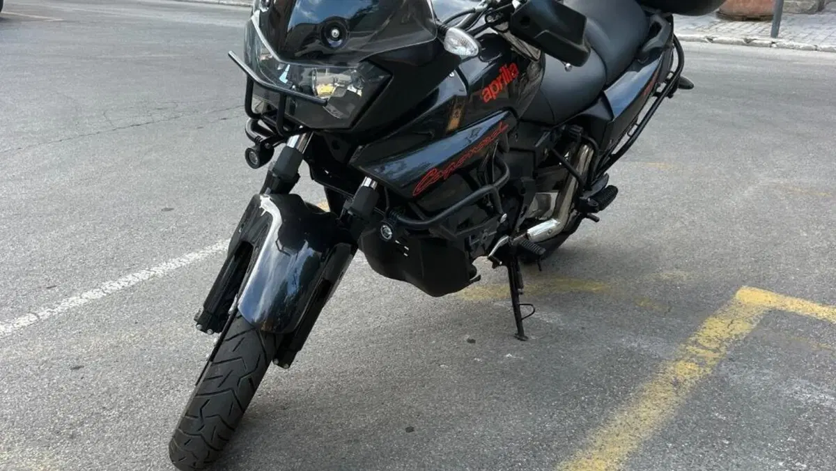 Aprilia Caponord ETV 1000 ABS (2004 - 11)  (2)