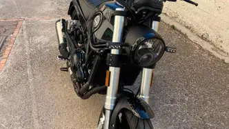 Benelli Leoncino 500 (2021 - 25)
