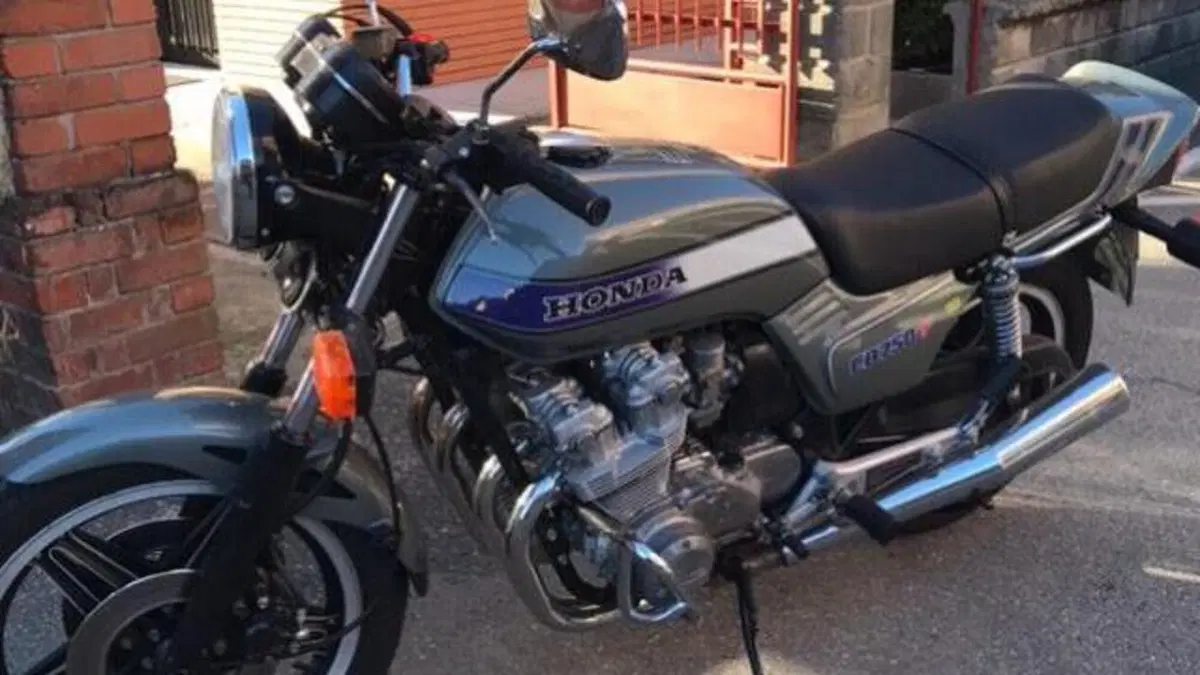 Honda   (2)