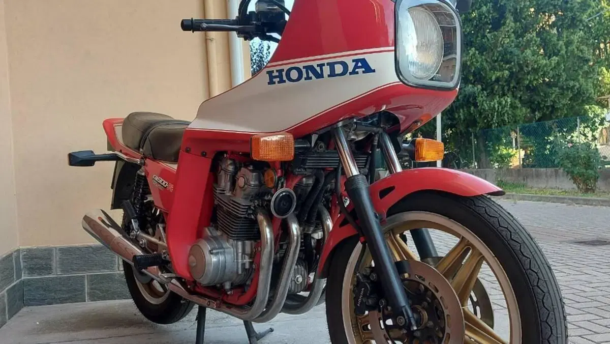 Honda  