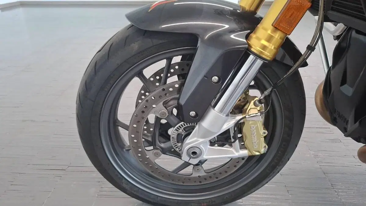 Bmw R 1200 R Black Edition (2017 - 18)  (9)