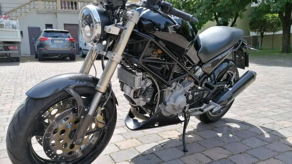 Ducati   (8)