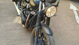 Triumph Street Twin 900 (2021 - 22)
