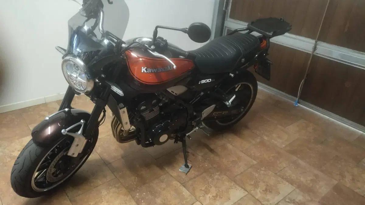 Kawasaki Z 900 RS (2018 - 20)  (2)