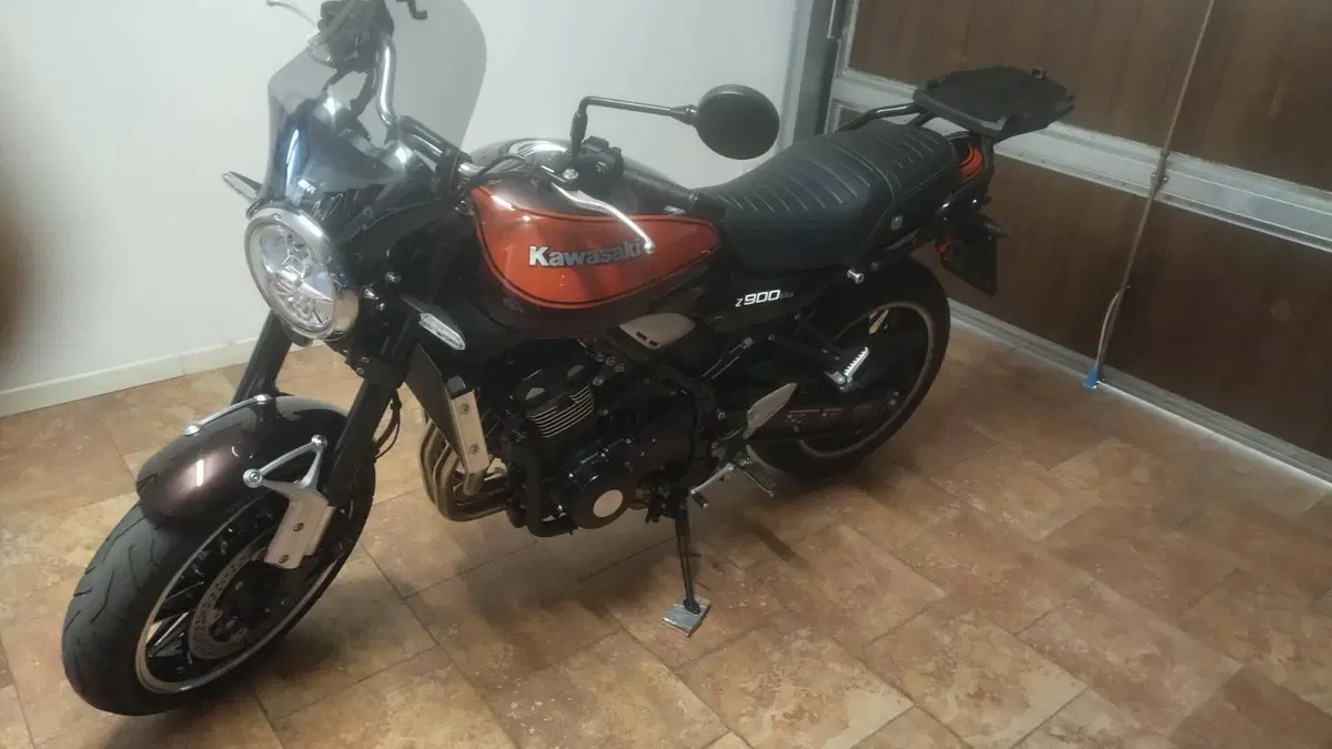 Kawasaki Z 900 RS (2018 - 20)  (3)