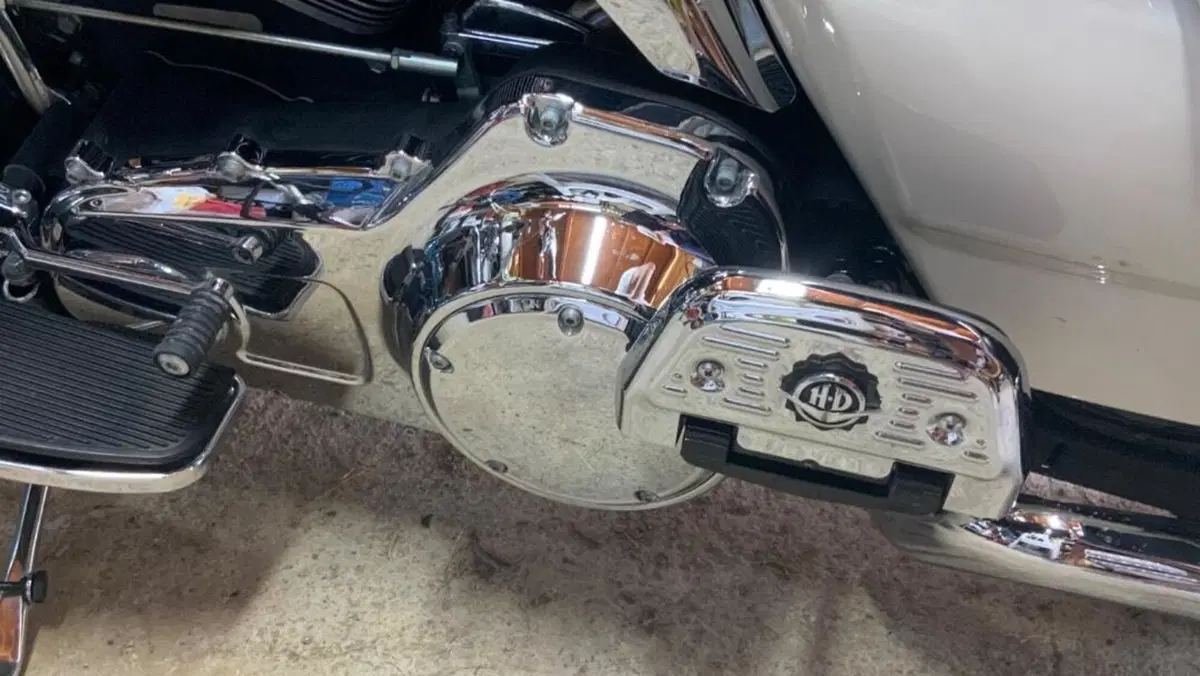 Harley-Davidson 103 Road King Classic (2014 - 16) - FLHRC  (3)