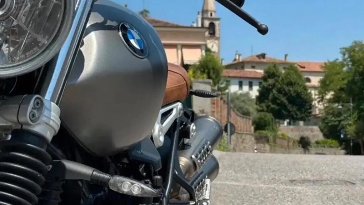 Bmw R nineT 1200 Scrambler (2016 - 20)  (2)