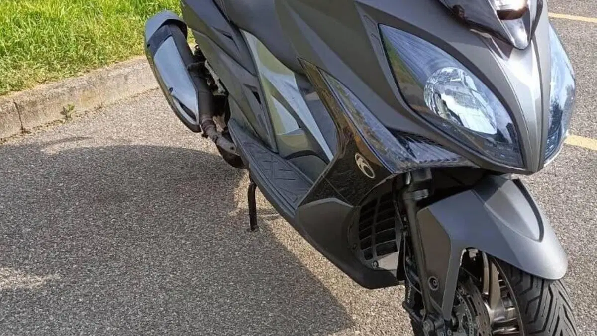 Kymco Xciting 400i (2012 - 17)  (4)