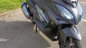 Kymco Xciting 400i (2012 - 17)  (4)