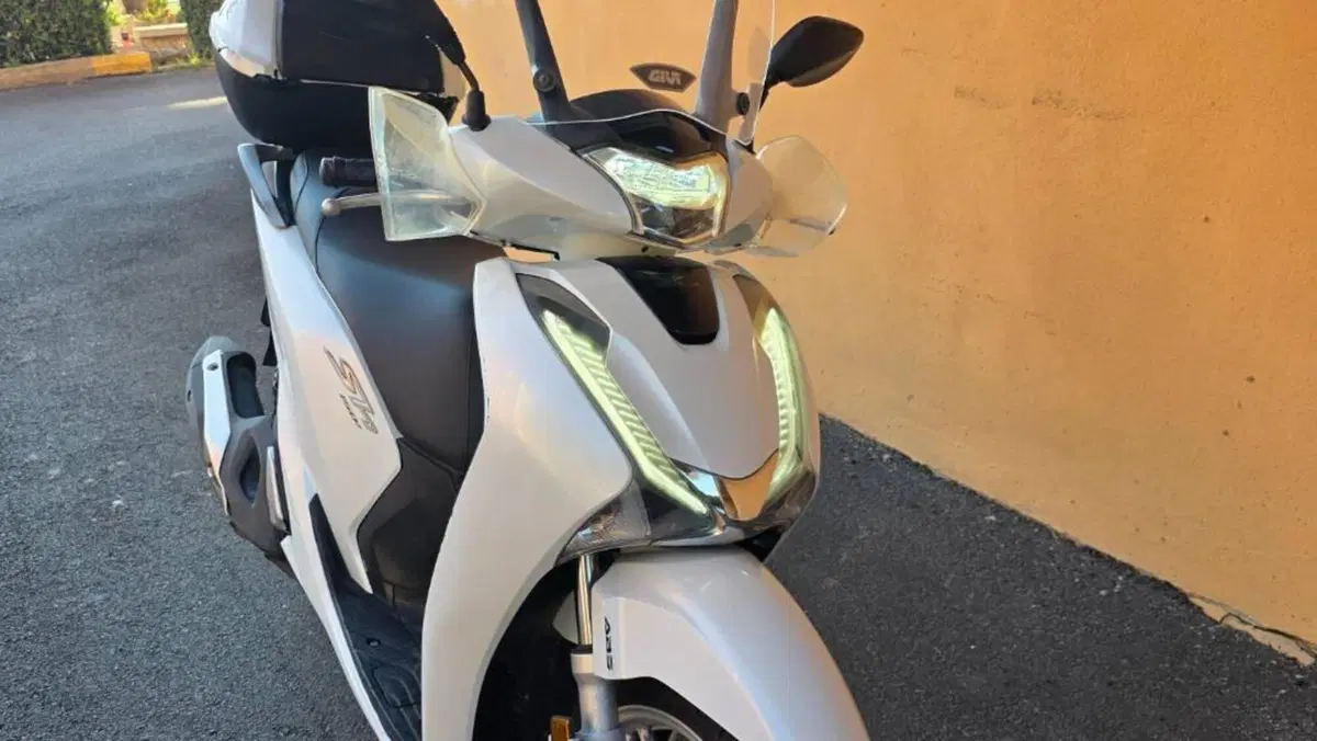 Honda SH 150i (2017 - 19)  (3)