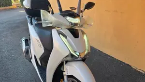 Honda SH 150i (2017 - 19)  (3)