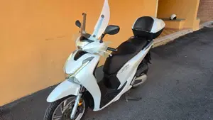 Honda SH 150i (2017 - 19)  (9)