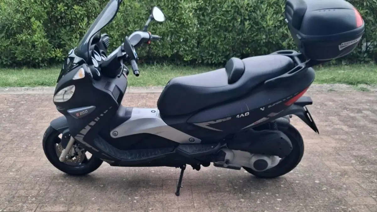 Malaguti Madison 200 S 4T  (3)