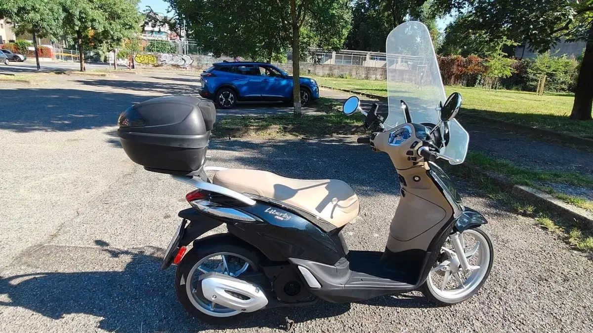 Piaggio Liberty 125 3V ABS (2020)  (5)