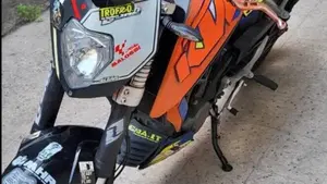 KTM 125 Duke ABS (2013 - 16)  (2)
