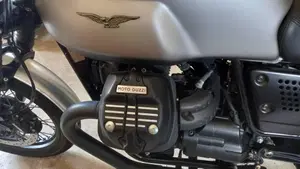 Moto Guzzi V7 III Rough (2018 - 20)  (5)
