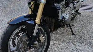 Honda Hornet 600 (2005 - 06)  (3)
