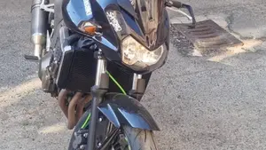 Kawasaki Z 750 (2003 - 06)  (4)