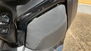Yamaha X-Max 300 Tech Max (2021 - 24)  (3)