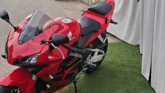 Honda CBR 600 RR (2003 - 04) usata