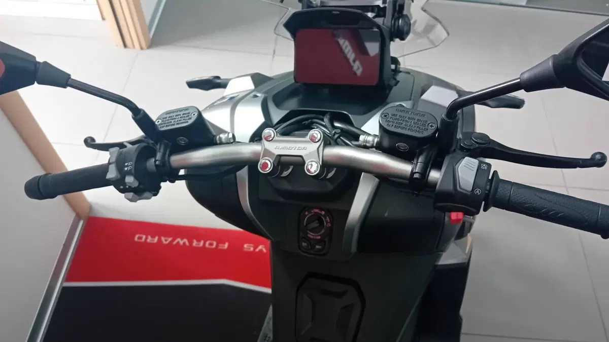 QJ Motor ATR 125 (2025 - 26)  (5)