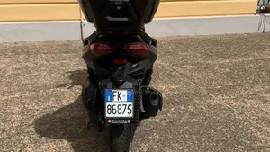 Yamaha X-Max 300 Tech Max (2021 - 24)  (5)
