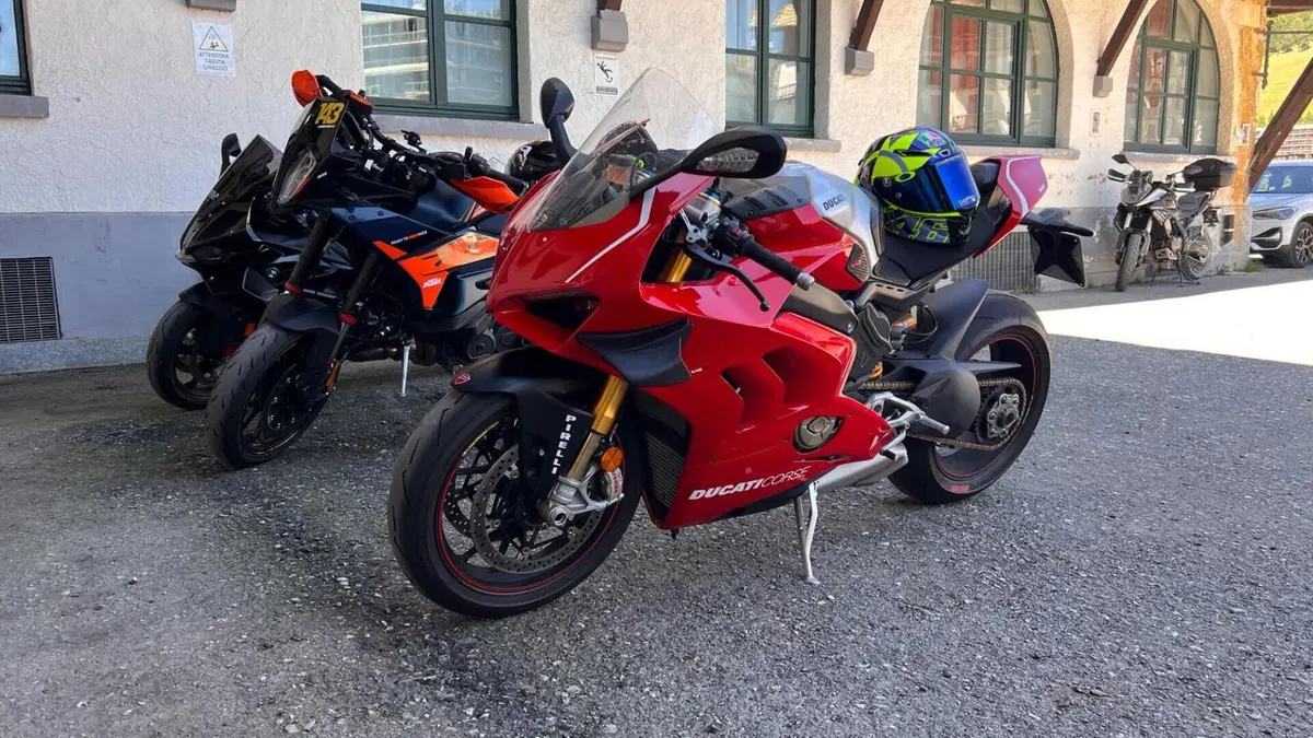 Ducati Panigale V4 S 1100 (2018 - 19)  (5)