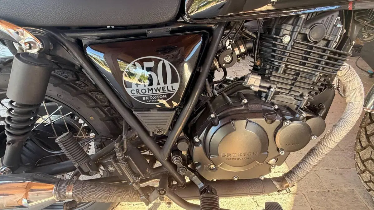 Brixton Motorcycles Cromwell 250 (2021 - 25) 