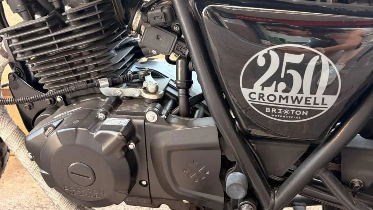 Brixton Motorcycles Cromwell 250 (2021 - 25)  (8)