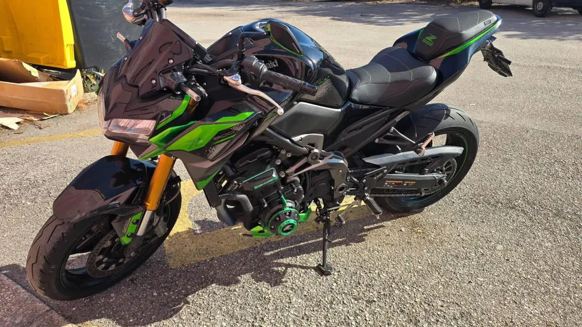 Kawasaki Z 900 SE (2022 - 24)  (4)