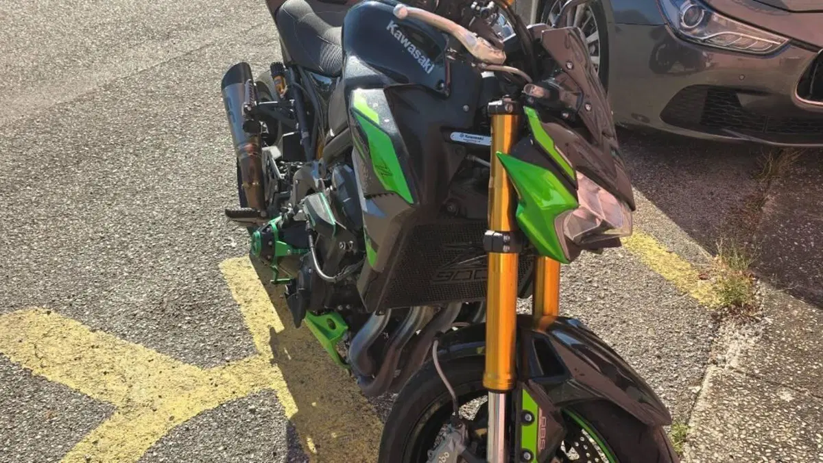 Kawasaki Z 900 SE (2022 - 24)  (8)