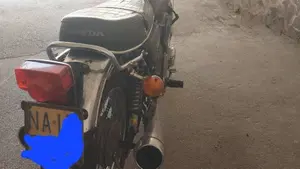 Honda   (2)