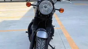 Triumph Bonneville T120 Black (2017 - 20)  (5)