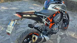 KTM 125 Duke (2021 - 23)  (3)