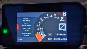 KTM 125 Duke (2021 - 23)  (8)