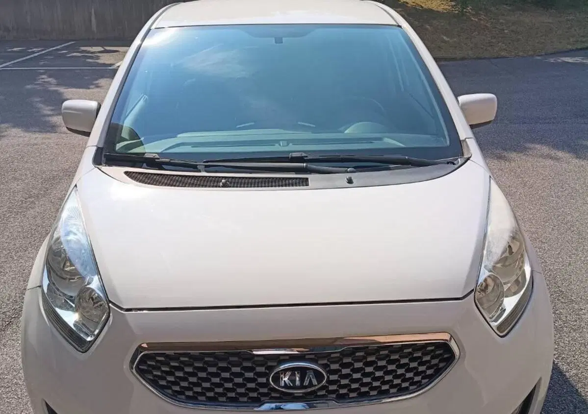 Kia Venga 1.4 CVVT LX Easy (2)