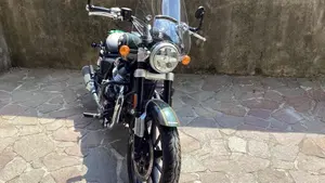 Royal Enfield Super Meteor 650 (2023 - 26) 
