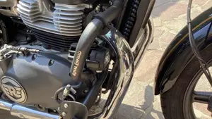 Royal Enfield Super Meteor 650 (2023 - 26)  (7)