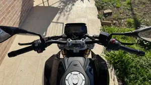 Bmw G 310 R (2021 - 25)  (4)